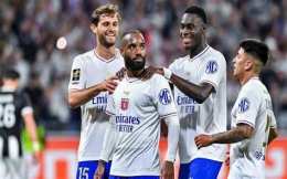 ảnh chụp màn hình đội bóng lyon đã giành bao nhiêu chức vô địch ligue 1 liên tiếp từ năm 2002 đến 2008?