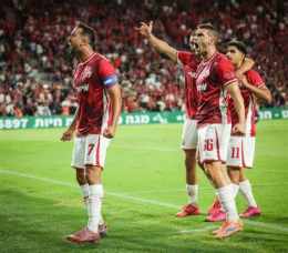tính năng nổi bật câu lạc bộ bóng đá hapoel be